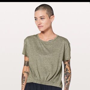 Lululemon Short Notice Tee size 6